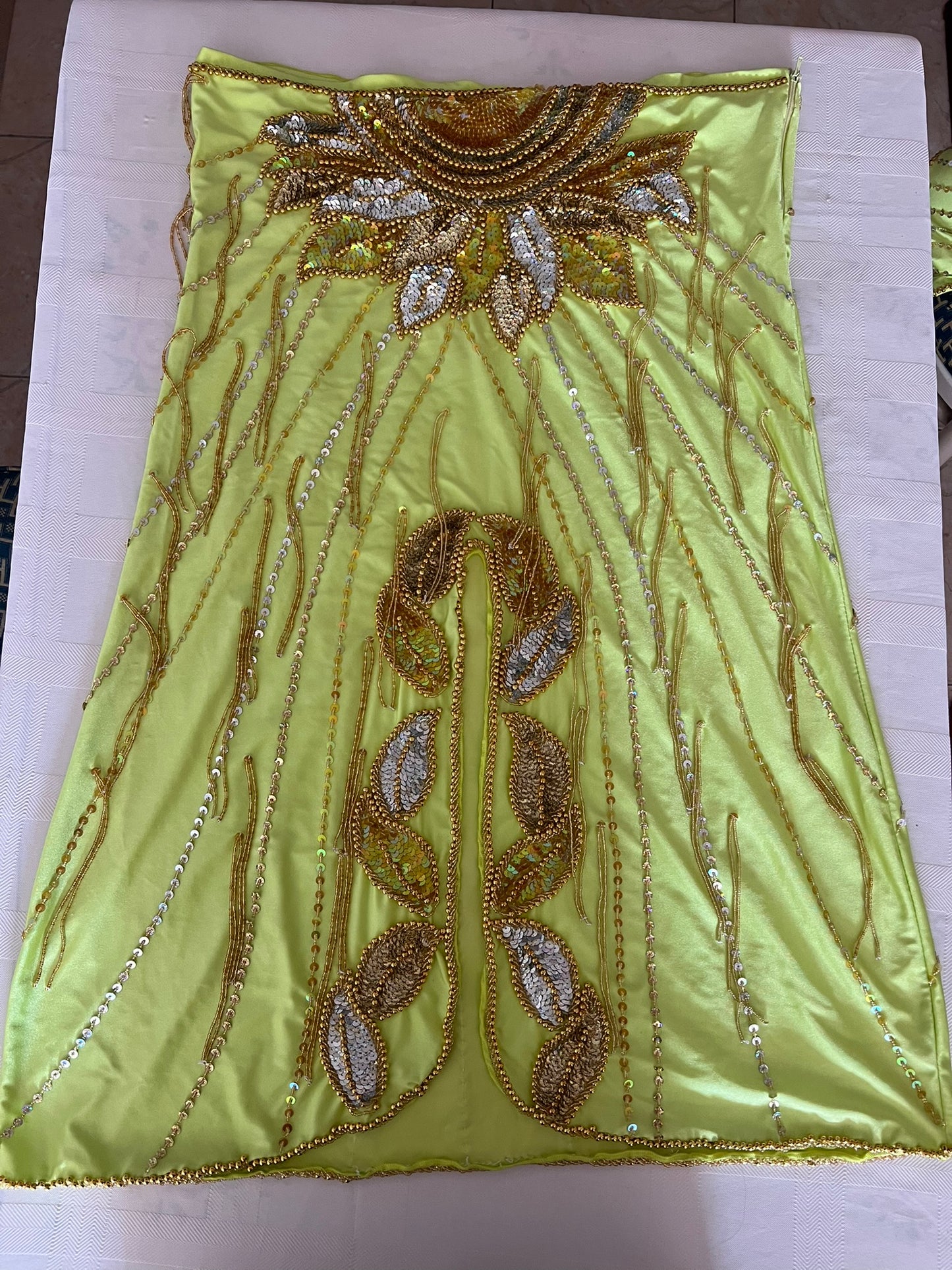 Vibrant Lime yellow Professional belly dance costume/ Colourful sequined authentic Egyptian dance skirt and bra outfit