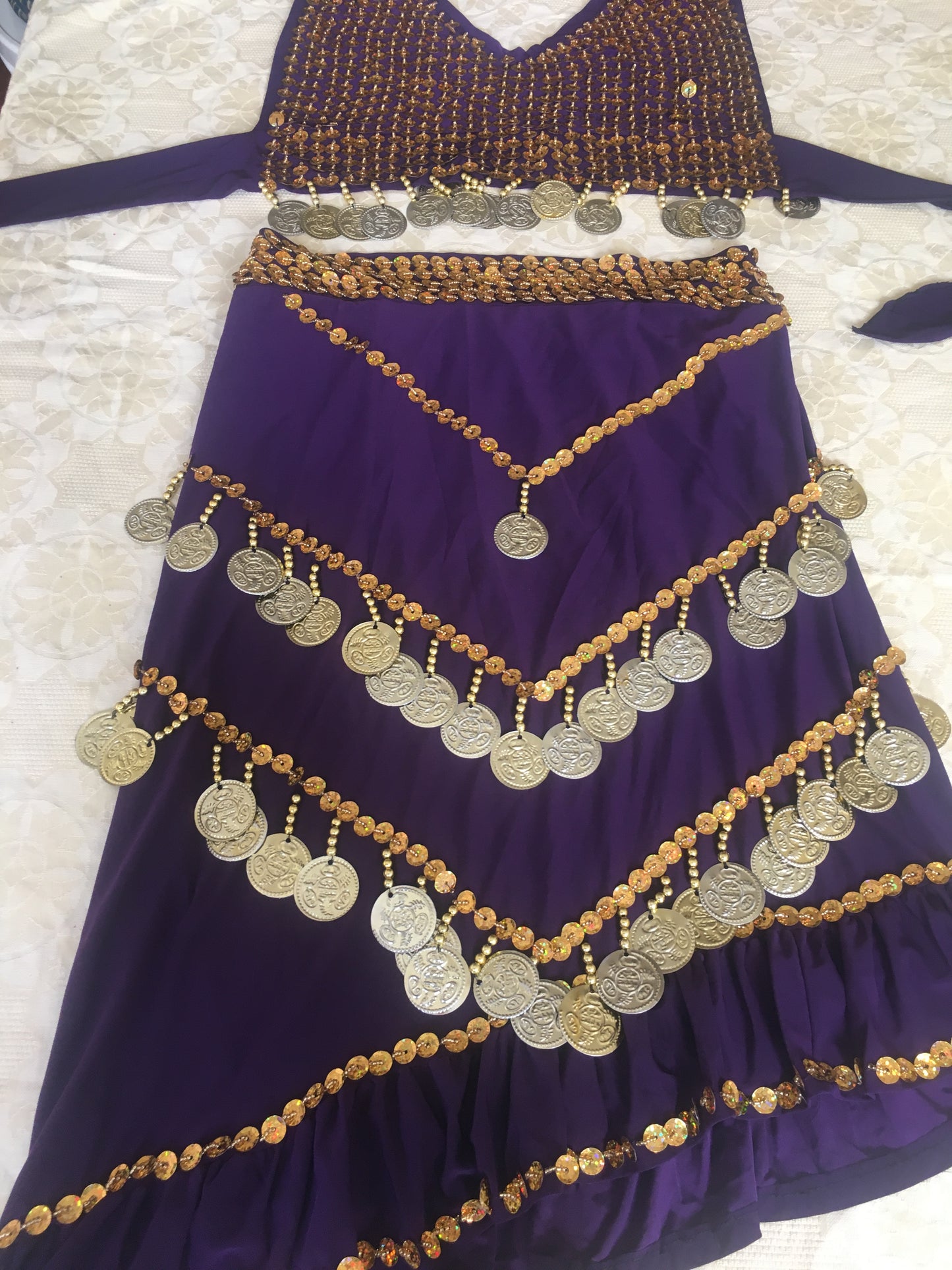 Egyptian sexy belly dance outfit, Handmade beaded Women dancing embellished Top and skirt بدلة رقص شرقى
