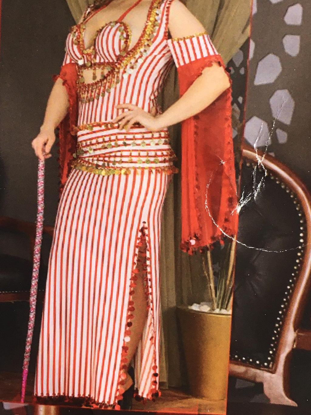 Stunning White‑Red Belly Dance Dress Set – Handmade Beaded Costume with Bra & Hip Scarf