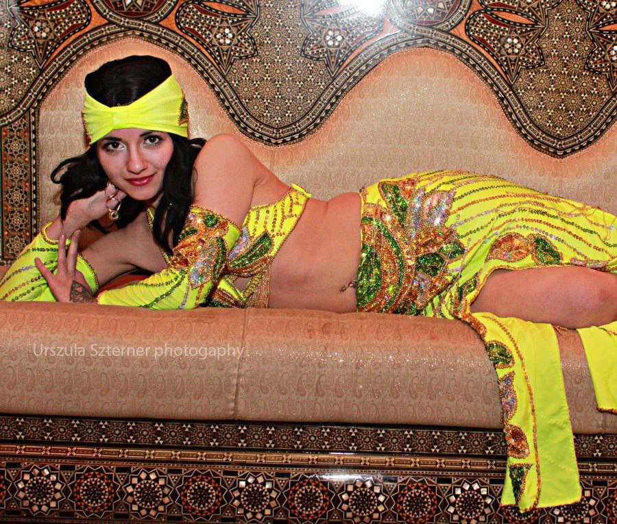 Vibrant Lime yellow Professional belly dance costume/ Colourful sequined authentic Egyptian dance skirt and bra outfit