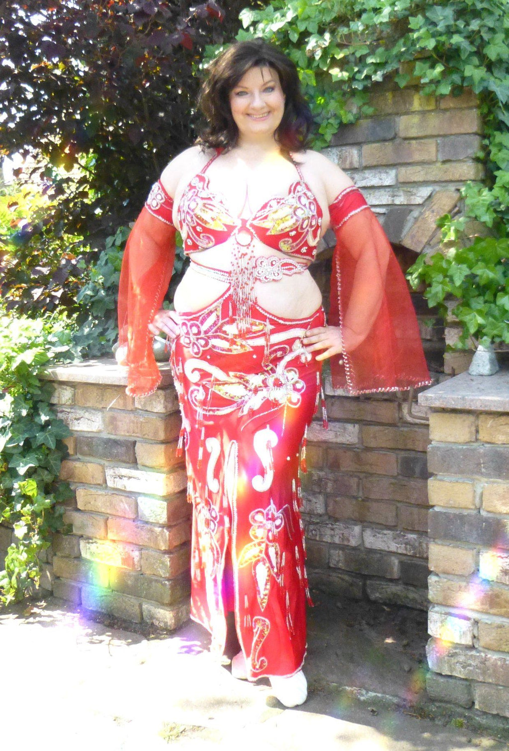 Neues ägyptisches Bauchtanzkostüm, maßgeschneidertes Bauchtanzkleid, handgemachtes orientalisches Stickerei-Outfit, Tribal-Tanzrock und BH, Gypsy-Tanz