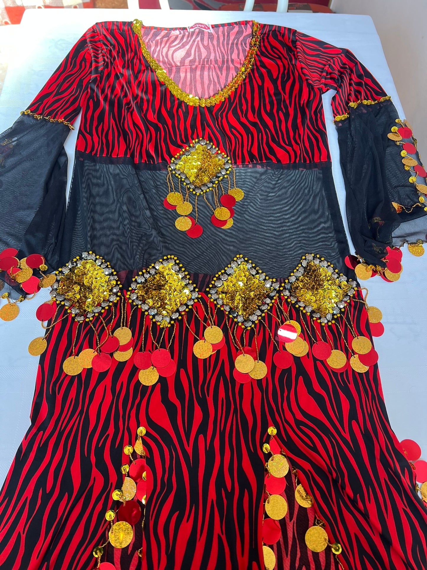 Sexy oriental belly dance dress, handmade embellished belly dance skirt and top Saidi dance dress بدلة رقص