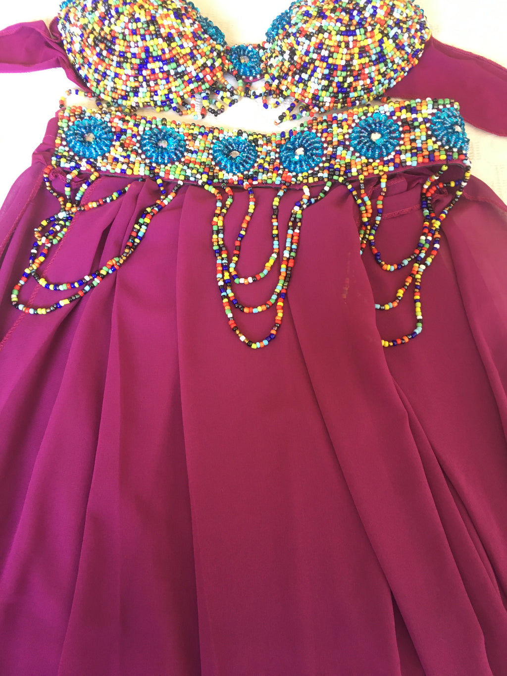 Egyptian belly dance costume, handmade Embroidered fits M OR L outfit, belt, skirt, bra بدلة رقص شرقى