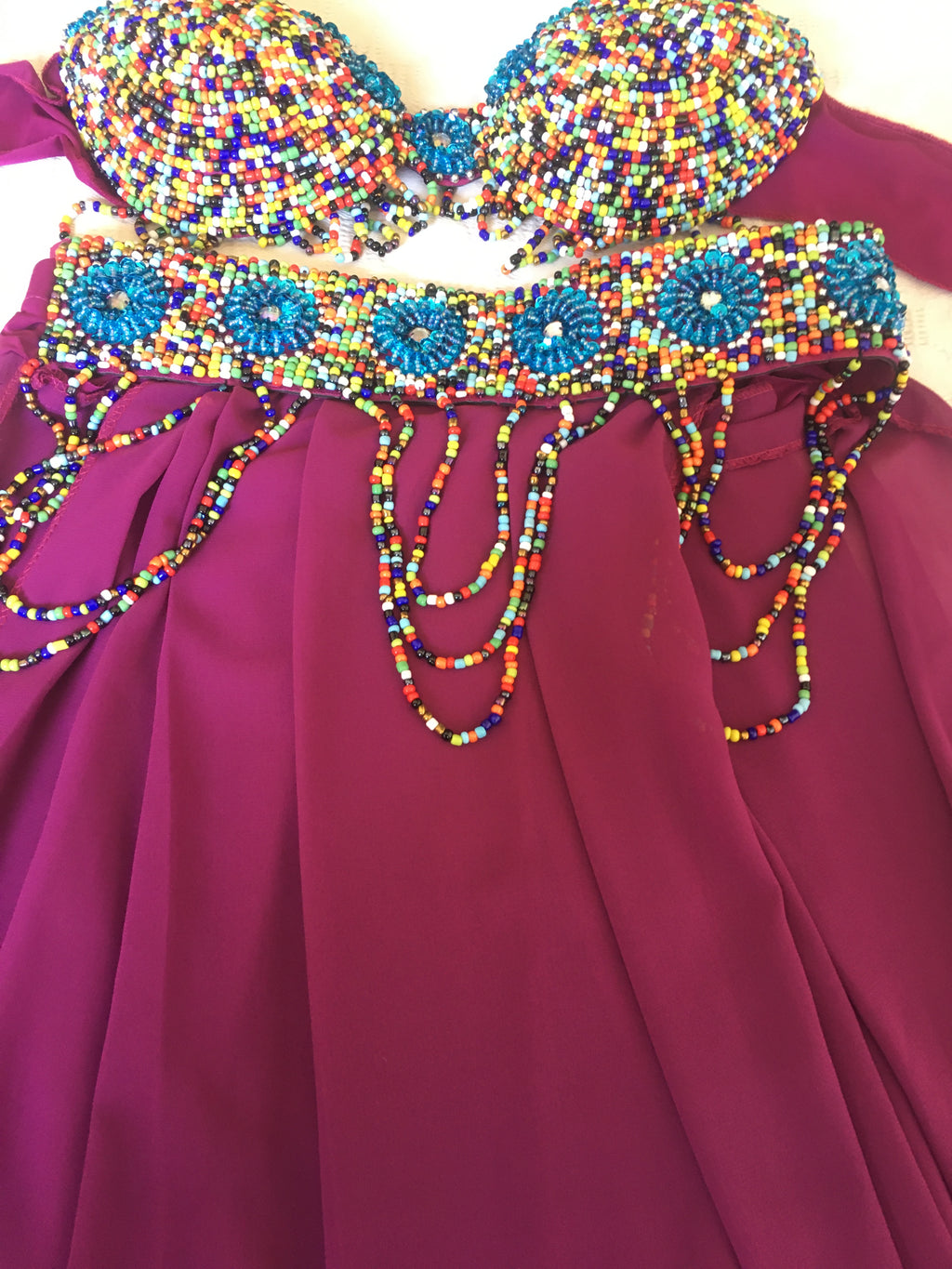 Egyptian belly dance costume, handmade Embroidered fits M OR L outfit, belt, skirt, bra بدلة رقص شرقى