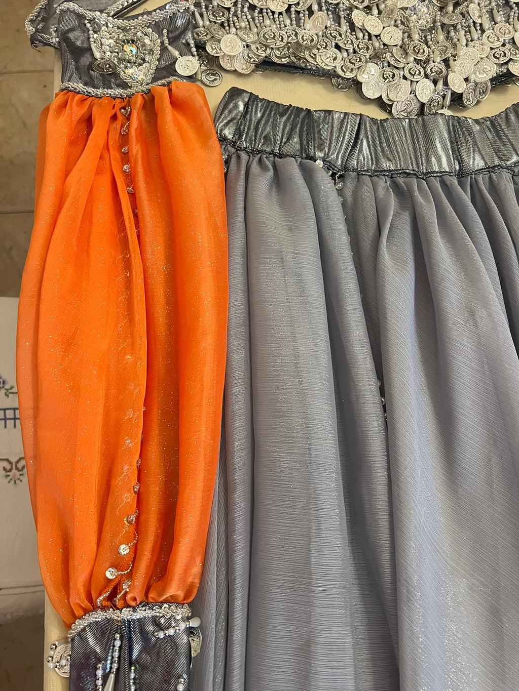 Professional Silver Belly dance costume, Dancing belt, skirt, Bra and sleeves ensemble