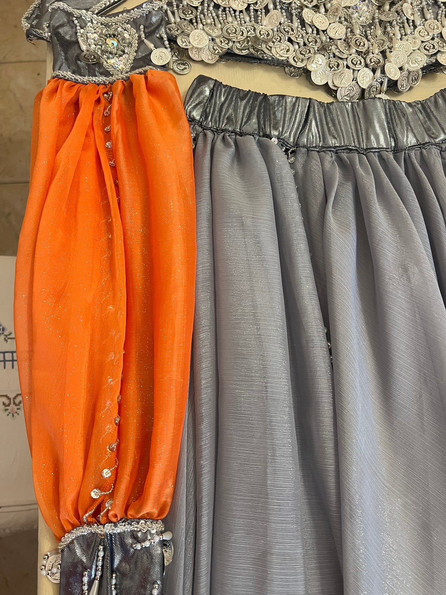 Professional Silver Belly dance costume, Dancing belt, skirt, Bra and sleeves ensemble