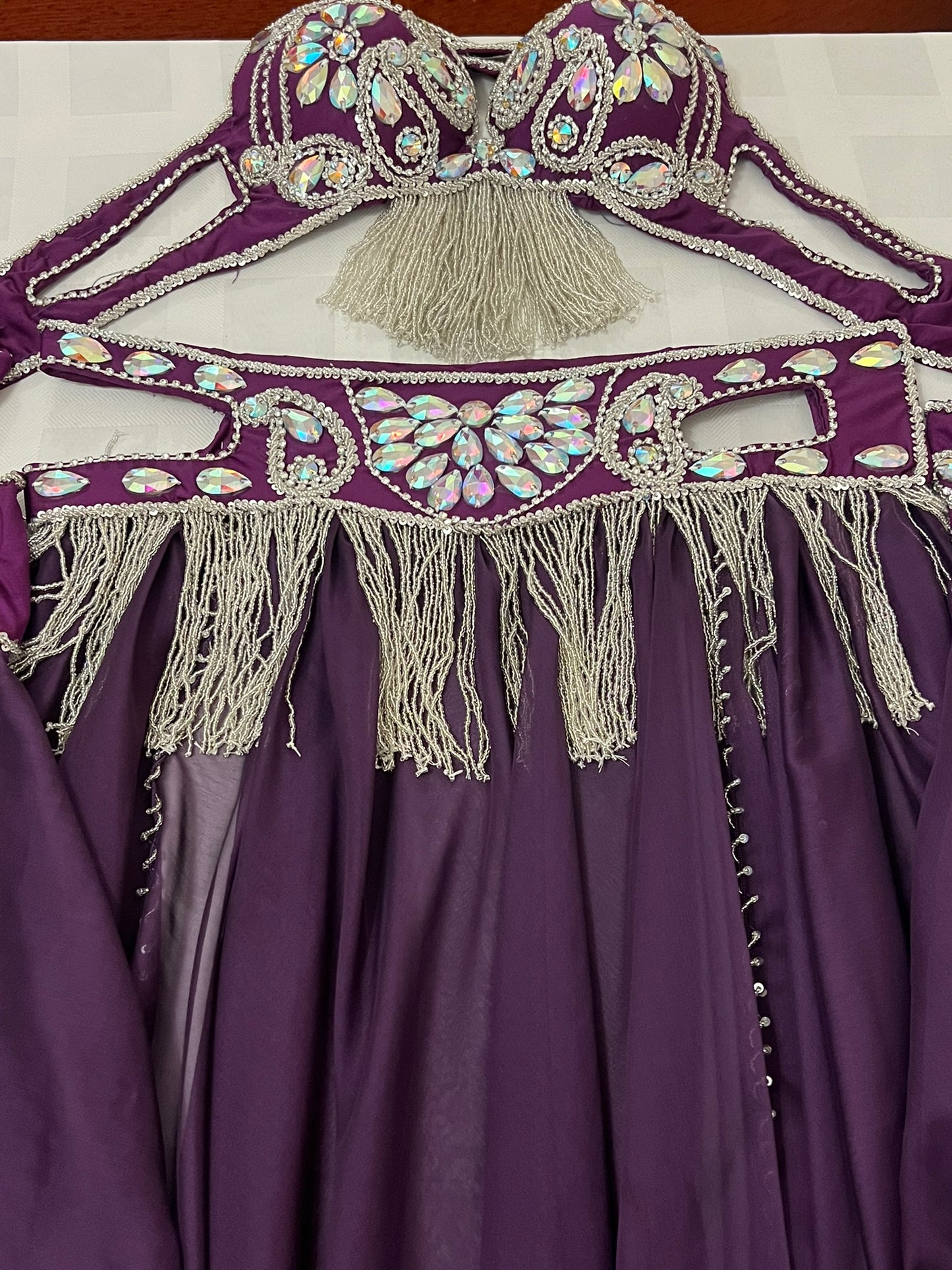 Luxurious premium quality elegant purple Professional belly dance costume/ custom-made