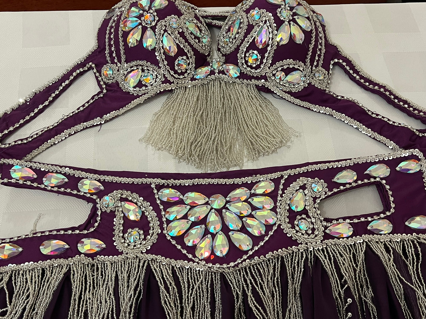 Luxurious premium quality elegant purple Professional belly dance costume/ custom-made