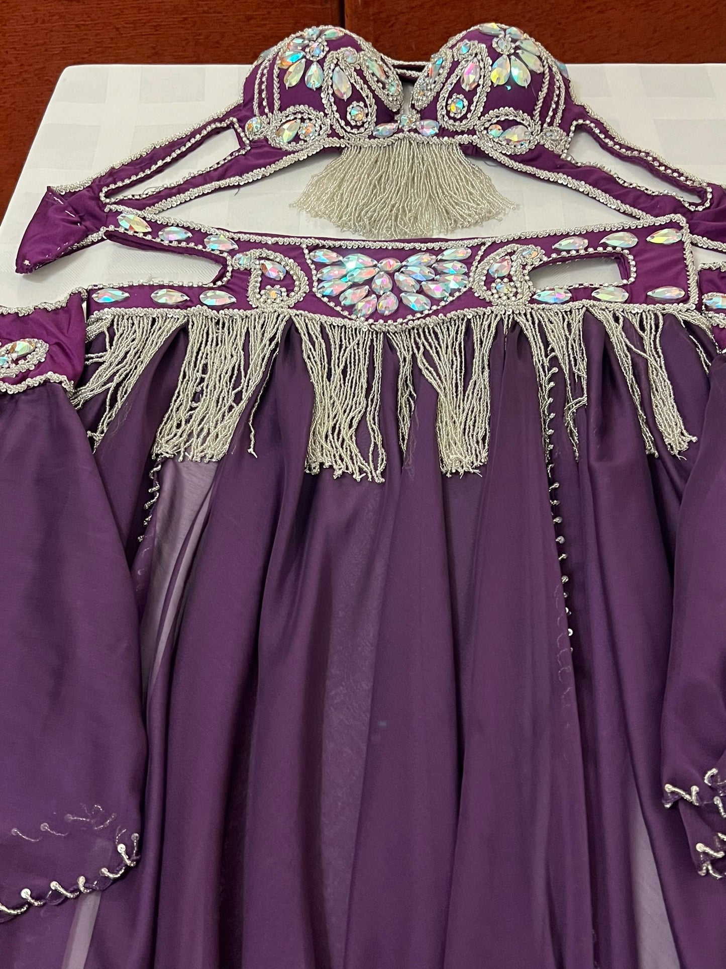 Luxurious premium quality elegant purple Professional belly dance costume/ custom-made