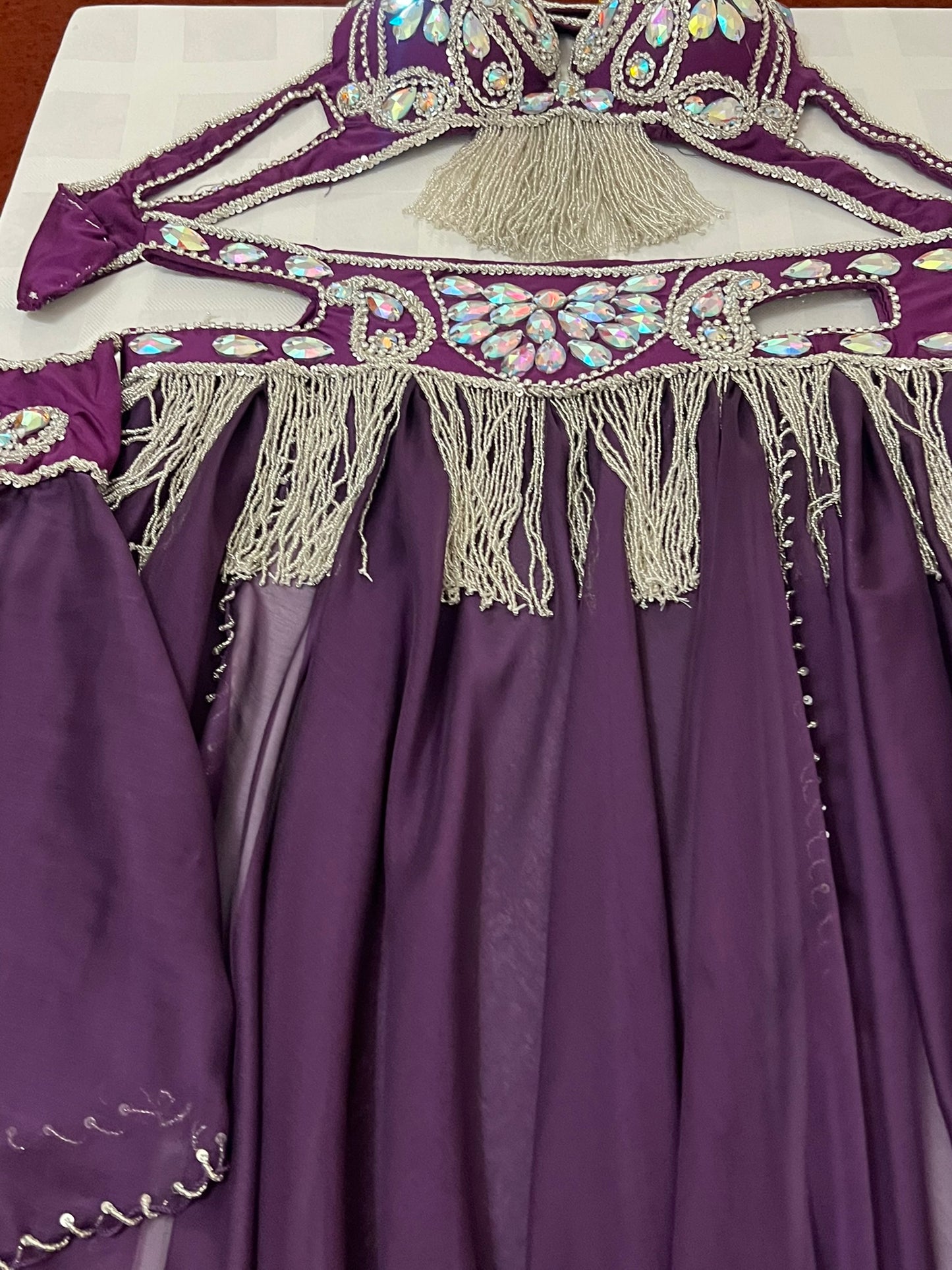 Luxurious premium quality elegant purple Professional belly dance costume/ custom-made