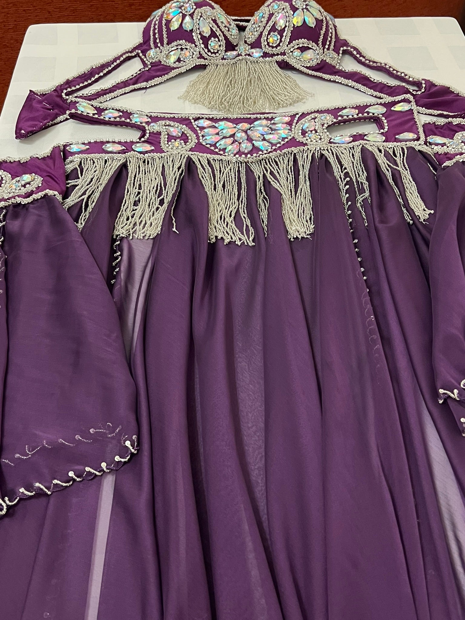 Luxurious premium quality elegant purple Professional belly dance costume/ custom-made