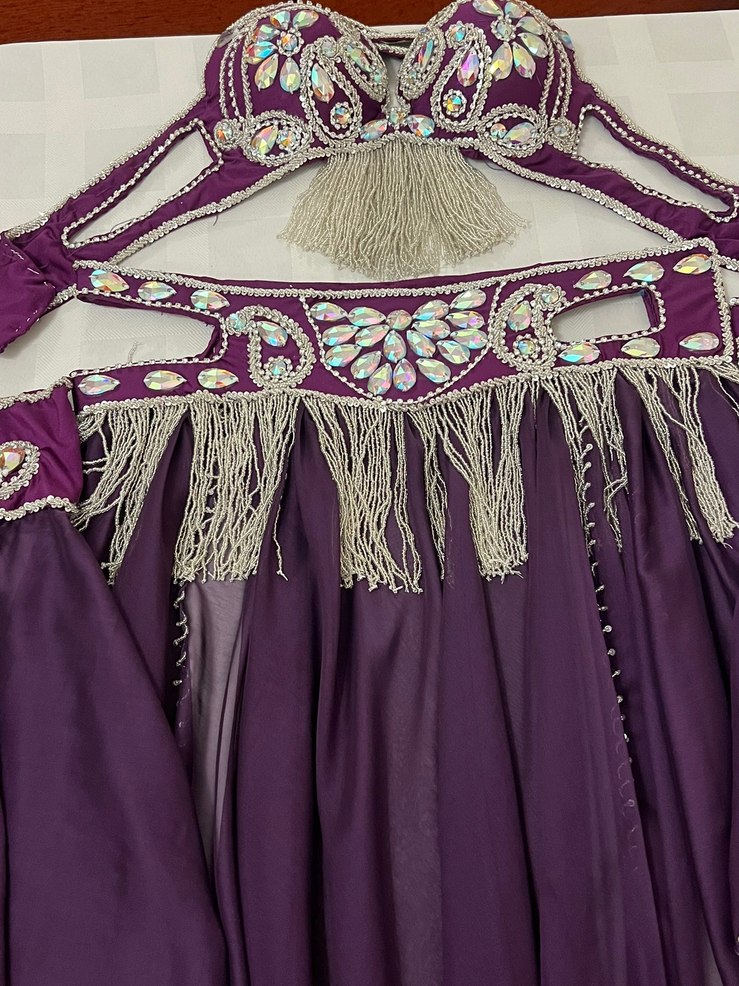 Luxurious premium quality elegant purple Professional belly dance costume/ custom-made