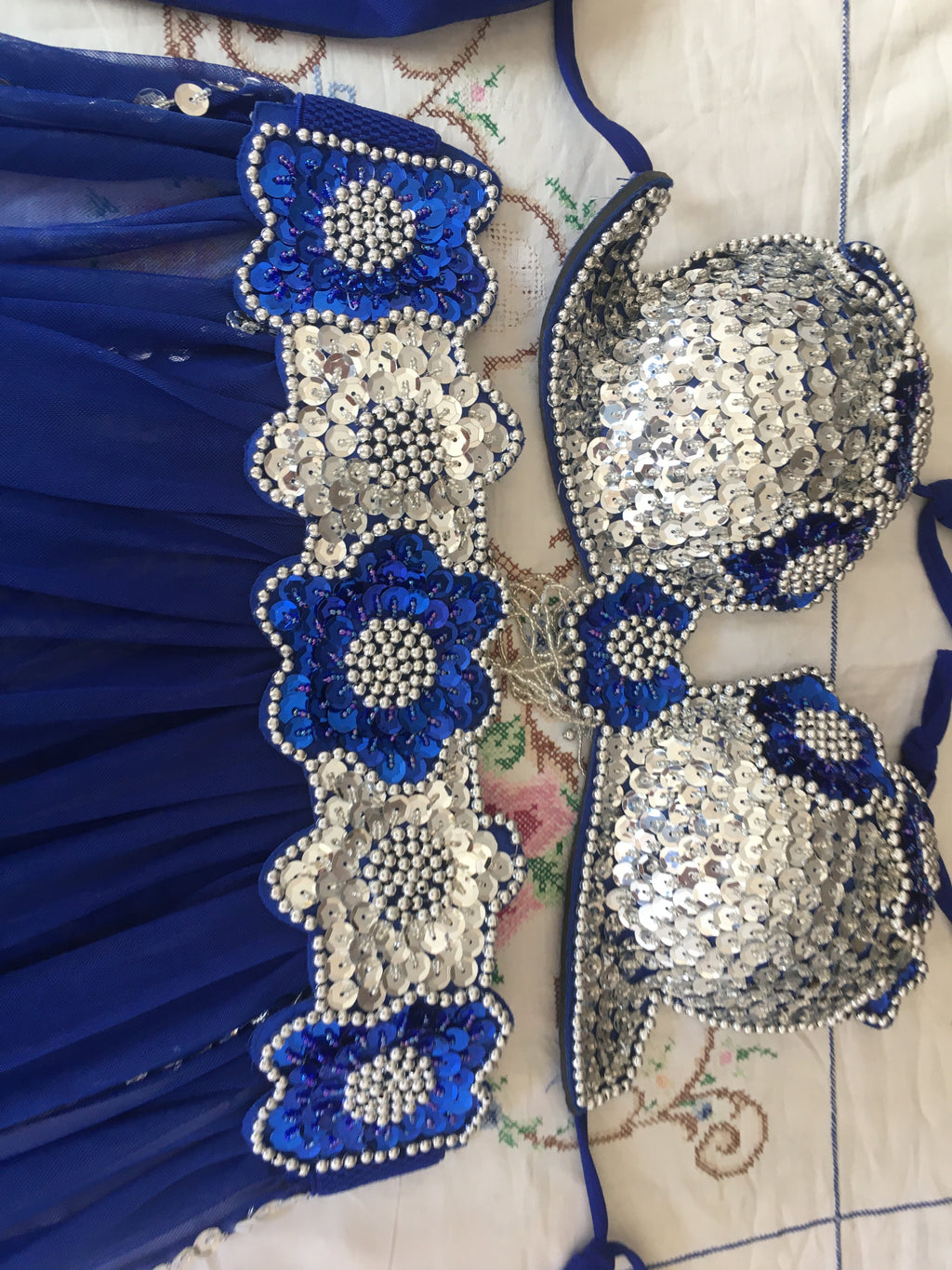 Authentic traditional Egyptian belly dance costume- oriental belt, bra & skirt dancing set