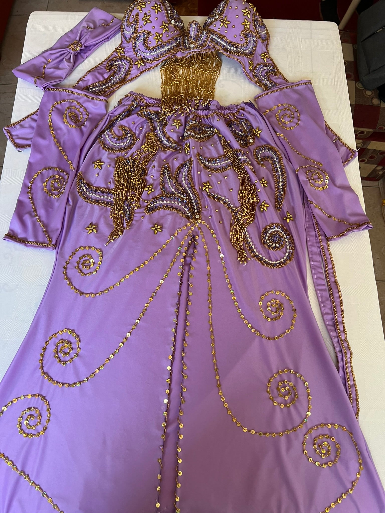 Elegant light purple professional belly dance costume, Luxurious custom dance set