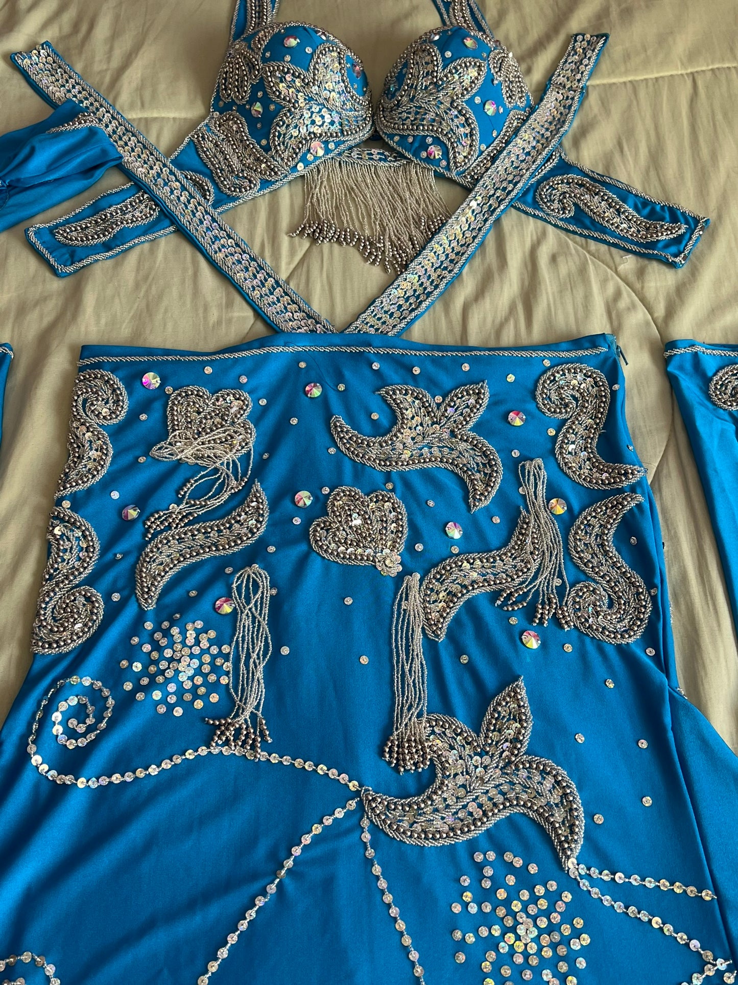 Stunning Turquoise Blue Egyptian Belly Dance Costume, Custom-Made belly dance Dress, Handmade embroidery oriental outfit, Tribal dance skirt & Bra, Gypsy dance