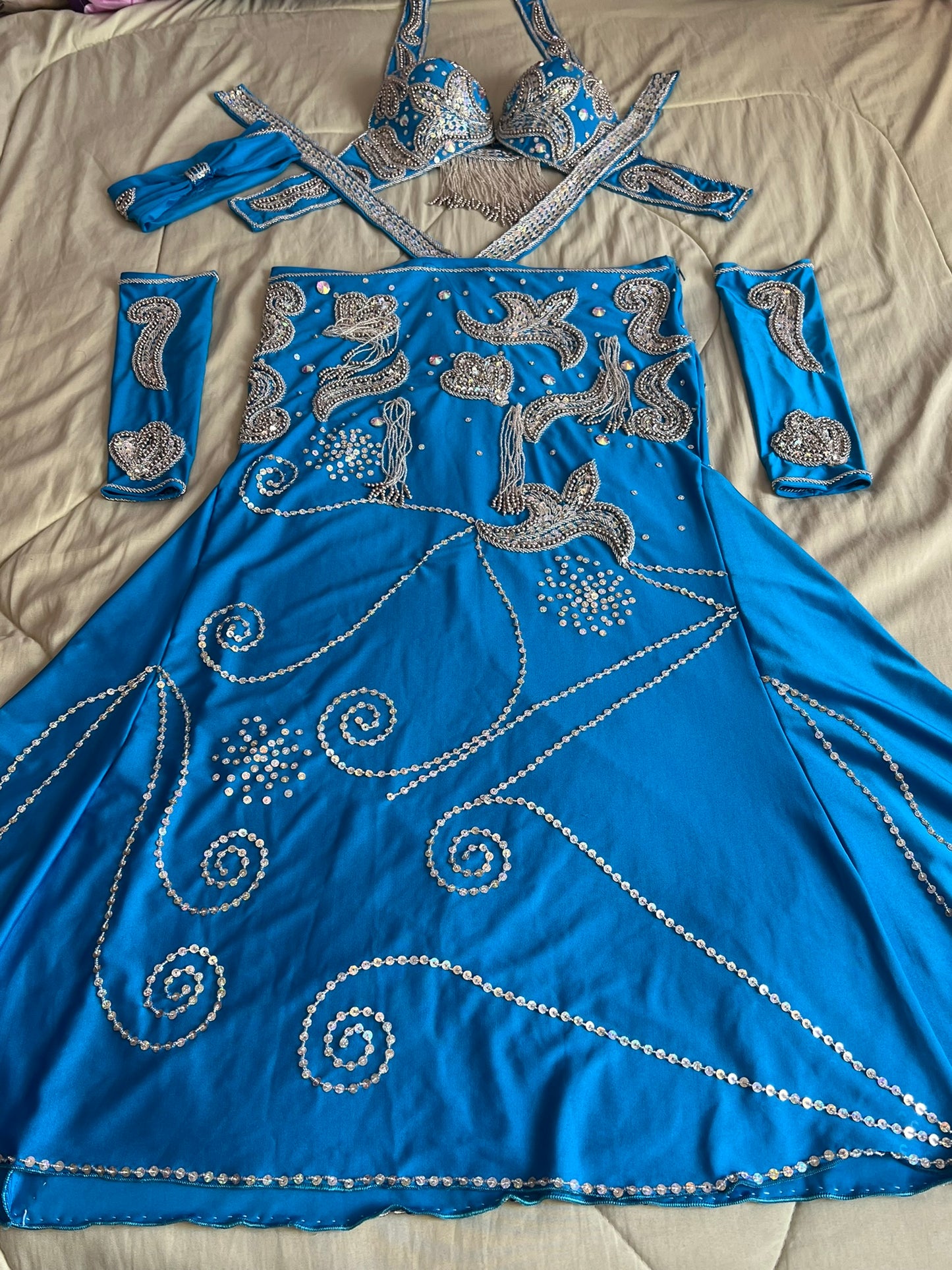 Stunning Turquoise Blue Egyptian Belly Dance Costume, Custom-Made belly dance Dress, Handmade embroidery oriental outfit, Tribal dance skirt & Bra, Gypsy dance