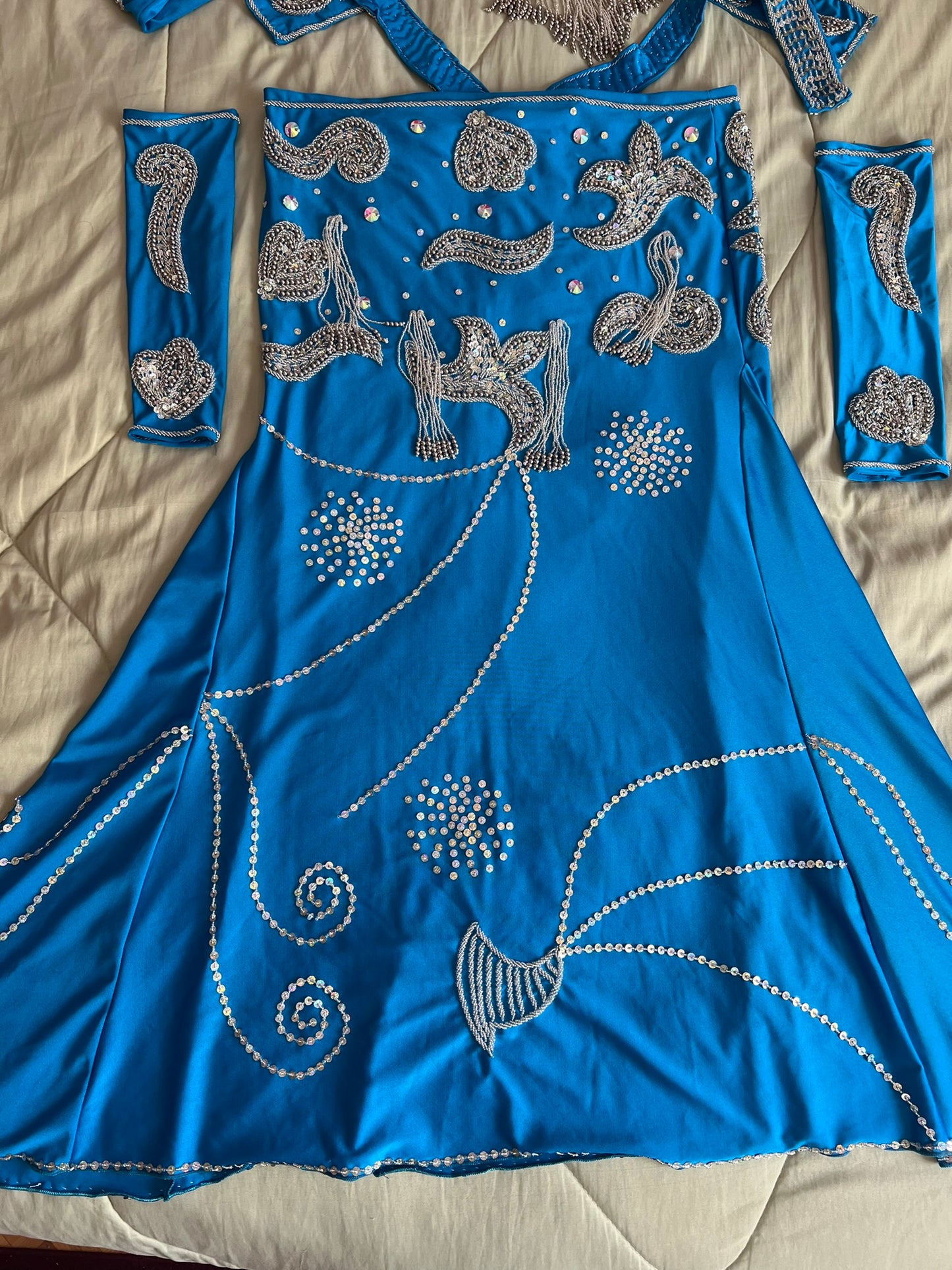 Stunning Turquoise Blue Egyptian Belly Dance Costume, Custom-Made belly dance Dress, Handmade embroidery oriental outfit, Tribal dance skirt & Bra, Gypsy dance