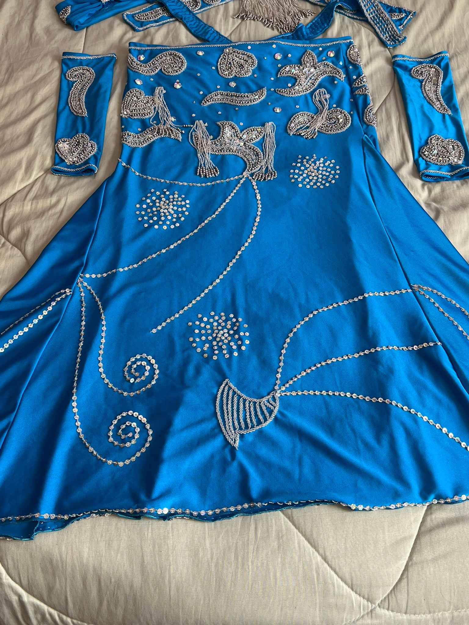 Stunning Turquoise Blue Egyptian Belly Dance Costume, Custom-Made belly dance Dress, Handmade embroidery oriental outfit, Tribal dance skirt & Bra