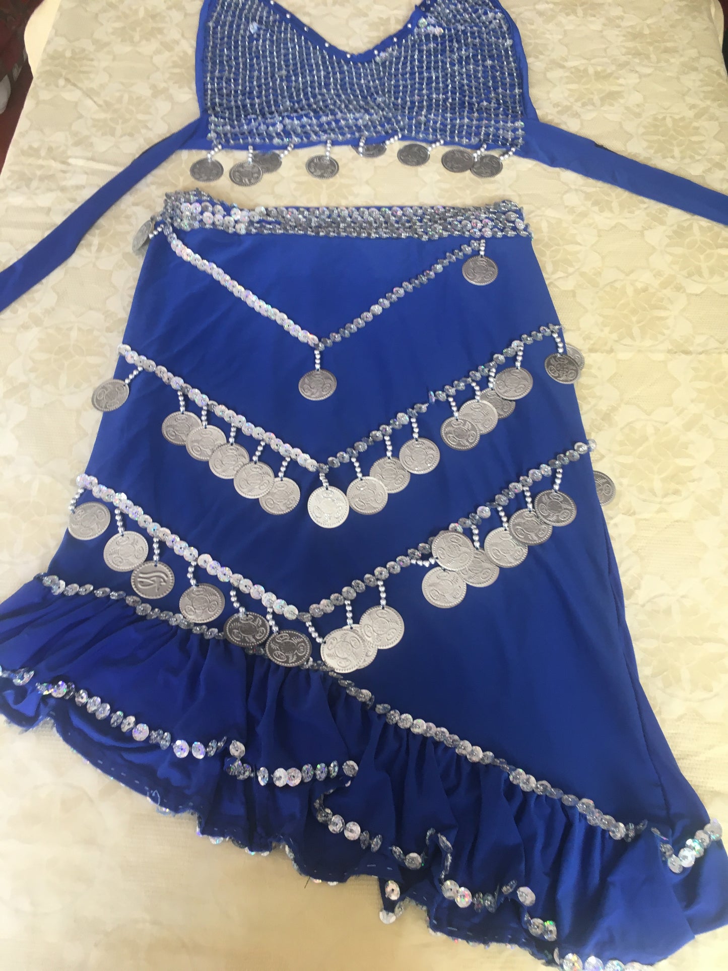 Egyptian sexy belly dance outfit, Handmade beaded Women dancing embellished Top and skirt بدلة رقص شرقى