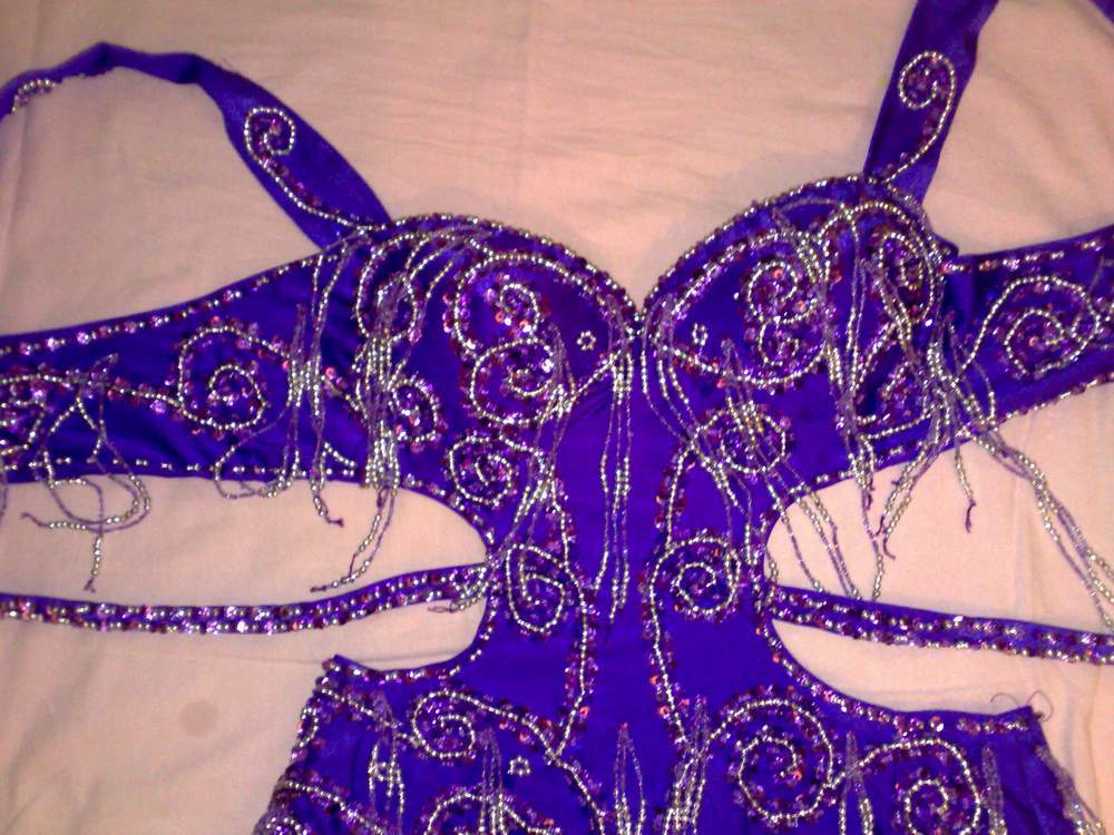 Professionelles Bauchtanzkostüm aus Ägypten, maßgeschneidertes Bauchtanzkleid, neu
