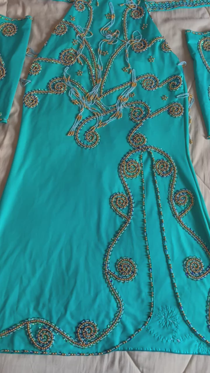 Professionelles maßgeschneidertes Bauchtanzkostüm BAUCHTANZkleid + 2 Ärmel, handgefertigtes besticktes orientalisches Outfit maßgeschneidert für jede Größe