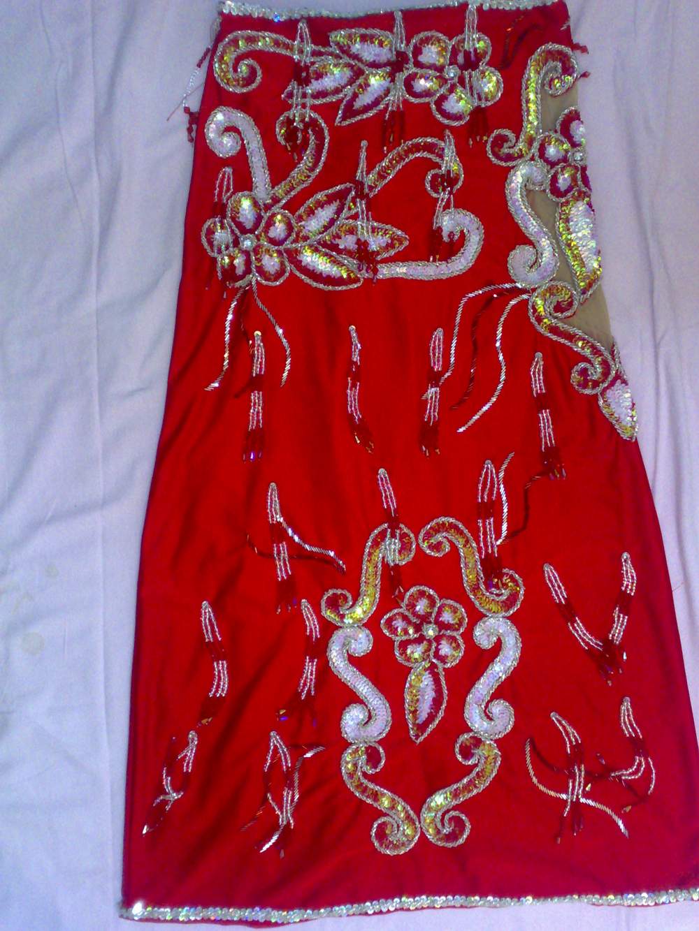 Neues ägyptisches Bauchtanzkostüm, maßgeschneidertes Bauchtanzkleid, handgemachtes orientalisches Stickerei-Outfit, Tribal-Tanzrock und BH, Gypsy-Tanz